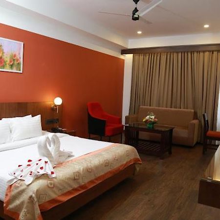 Hotel Sky Paradise Iritti Екстериор снимка